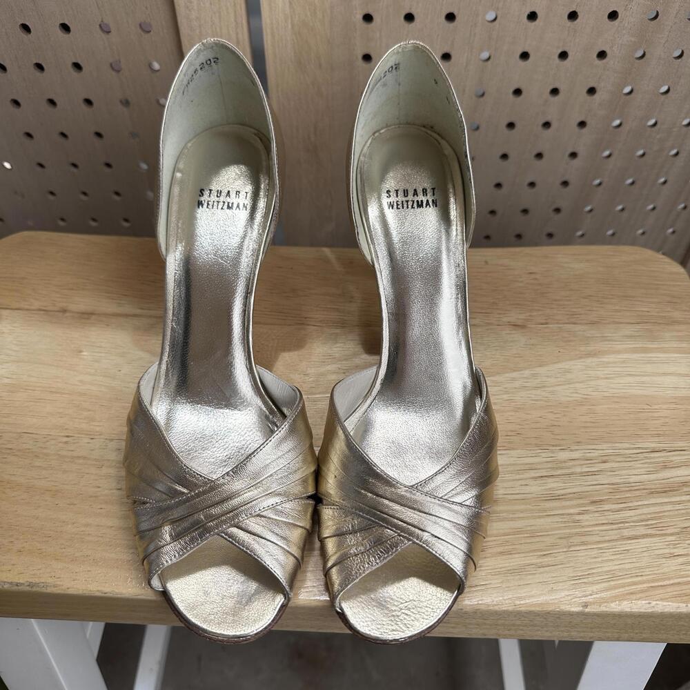 Stuart Weitzman Gold Heels Open toed Pump  Sz 9